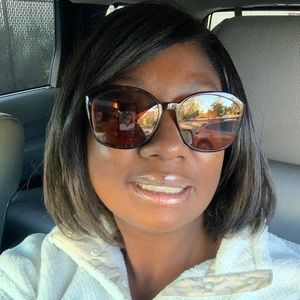 Meet your Posher, Keisha